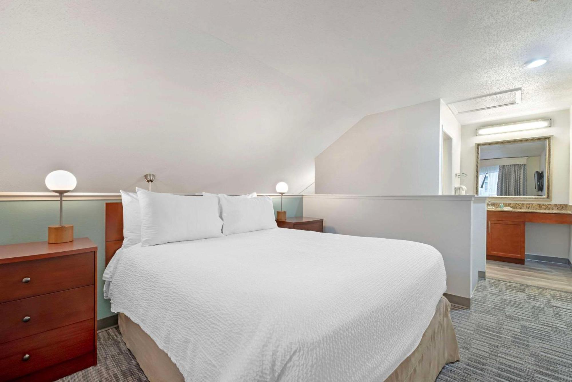 Mainstay Suites St Louis - Galleria Richmond Heights Dış mekan fotoğraf