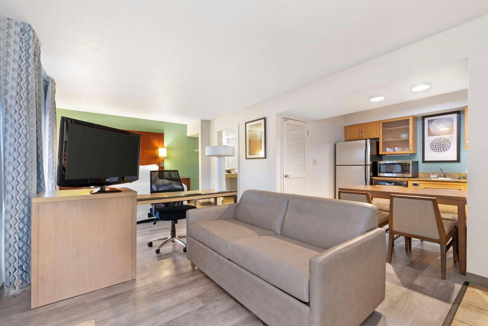 Mainstay Suites St Louis - Galleria Richmond Heights Dış mekan fotoğraf