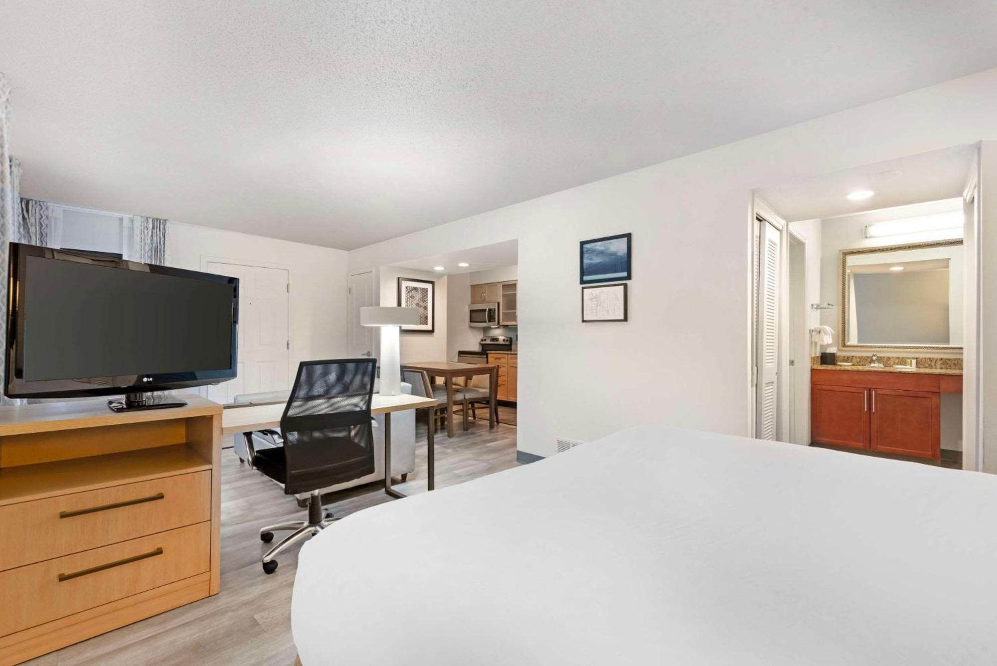 Mainstay Suites St Louis - Galleria Richmond Heights Dış mekan fotoğraf