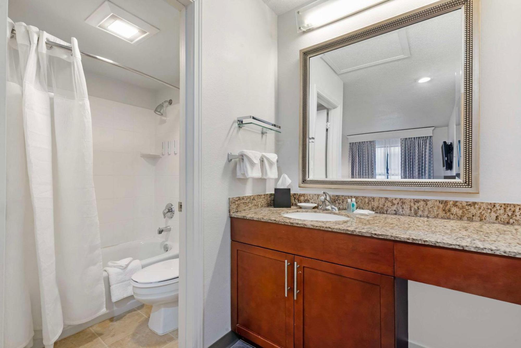 Mainstay Suites St Louis - Galleria Richmond Heights Dış mekan fotoğraf